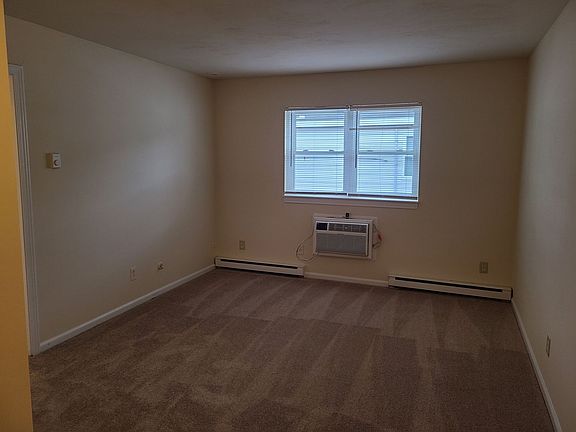 4th image of 1437 Kingston Ave APT 7