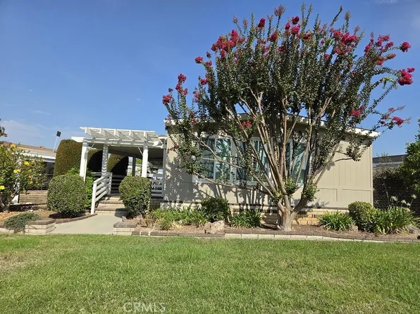 616 Crest Lake Cir #216, Brea, CA 92821