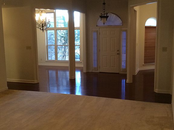 2nd image of 212 Forest Oak Dr