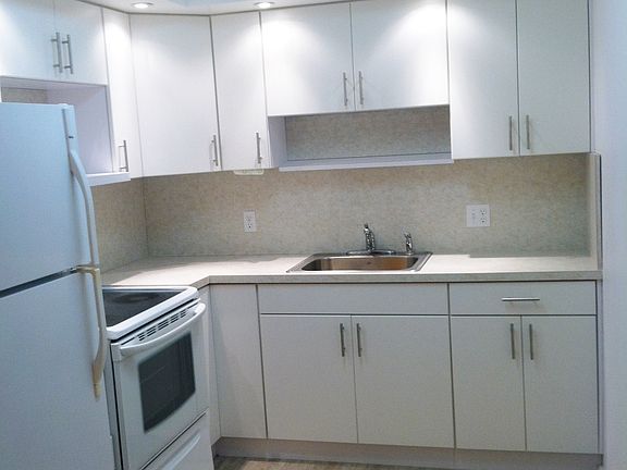 4th image of 13475 SW 9th St APT 310A
