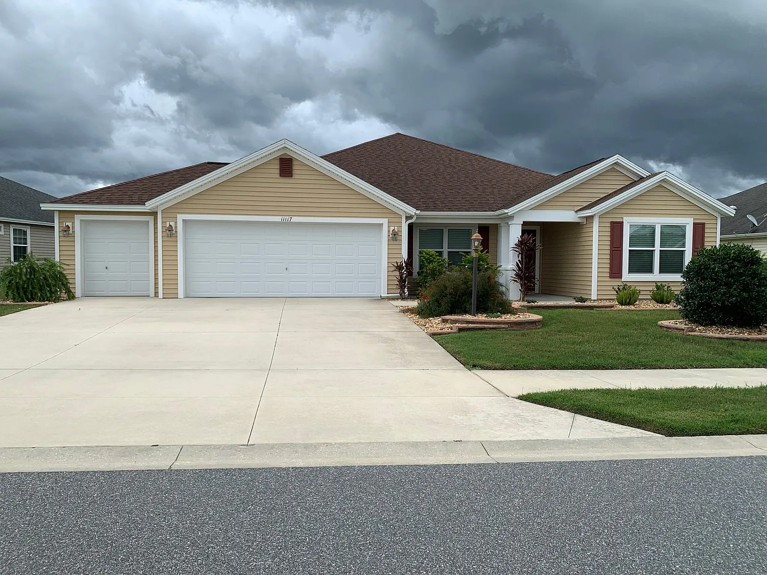 11117 Lammer Ln — Photo 1
