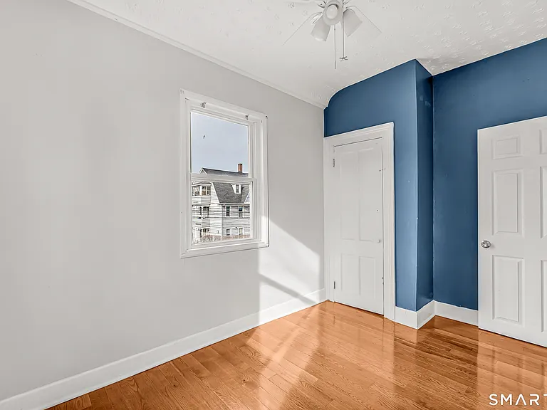 1504 Iranistan Ave — Photo 9