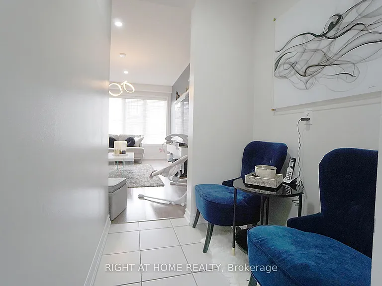 15 Magdalene Cres — Photo 16