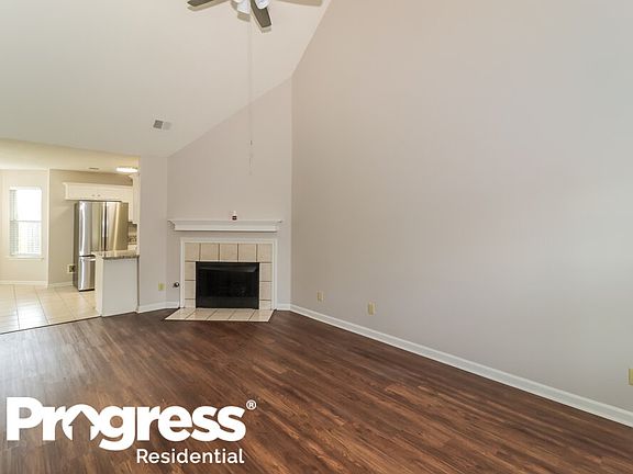 5th image of 8111 Country Mill Cv