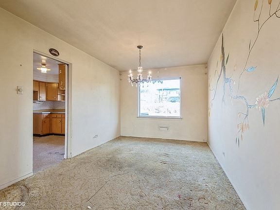 5th image of 6847 N Keating Ave