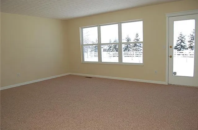 5917 Blaverly Dr — Photo 9