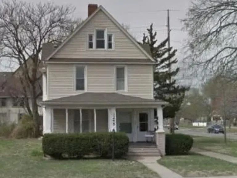 1245 SW Clay St #MAIN LEVEL — Photo 1