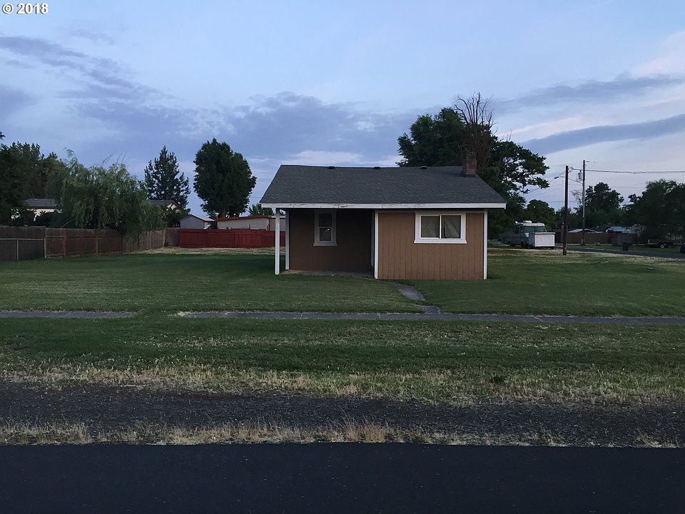 2nd image of 405 E Furnish Ave