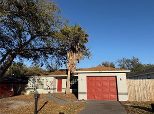 1611 Fruitwood Dr, Lakeland, FL 33805