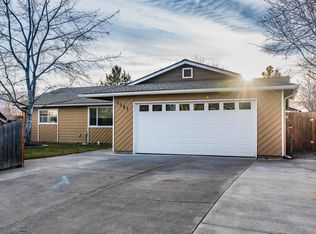2087 NE Mistletoe Ct, Bend, OR 97701