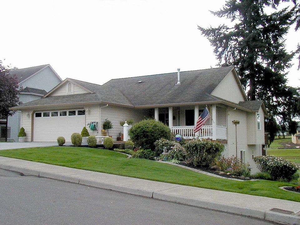 1st image of 3417 NE 97th St