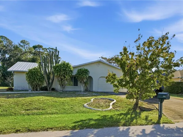 242 SE Duxbury Ave, Port Saint Lucie, FL 34983