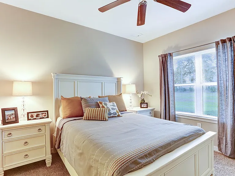 COMFORTABLE BEDROOMS