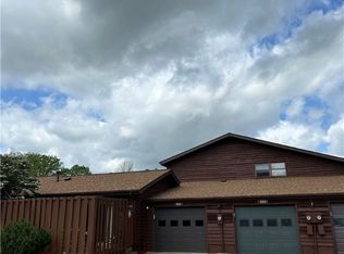 303 Hunters Ridge Rd, Charleston, WV 25314