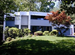 9312 Friars Rd, Bethesda, MD 20817