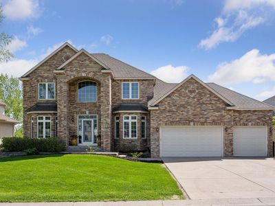 2082 Arnold Palmer Dr, Minneapolis, MN, 55449