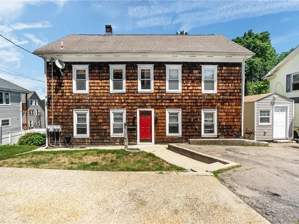 43 Pearl St, Lincoln, RI 02838