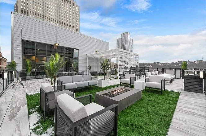 350 Oliver Ave #806 — Photo 22
