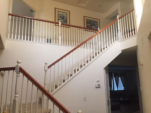 3rd image of 3228 Beretania Way