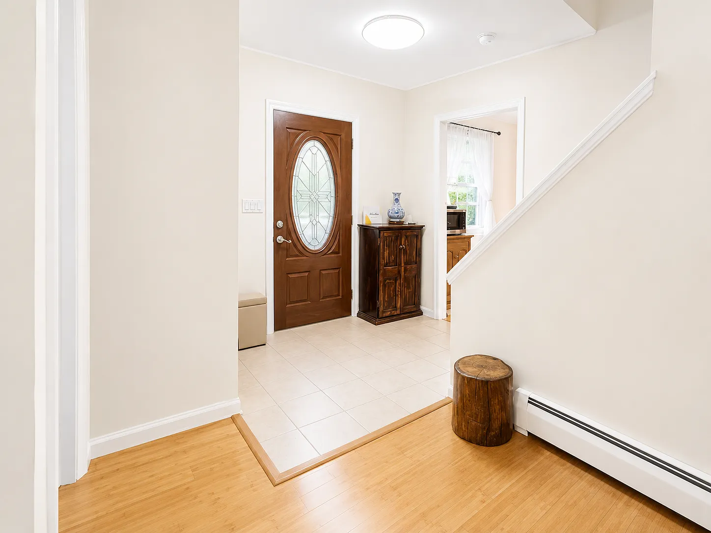 4 bed, 2.5 bath, 2000 sqft, $3,191 — Photo 3
