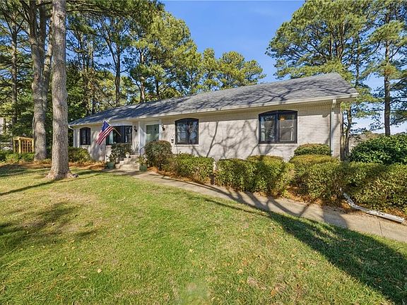 3rd image of 2416 Broad Bay Rd