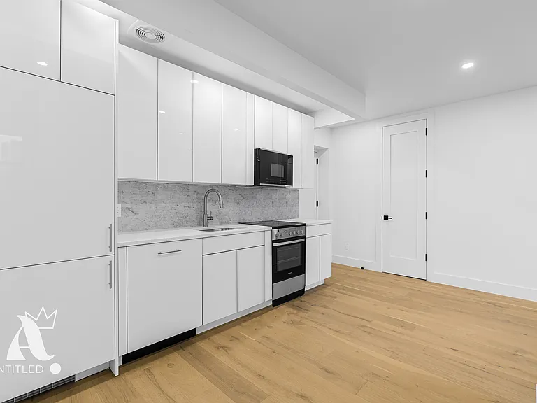 66 Avenue A #2A — Photo 3