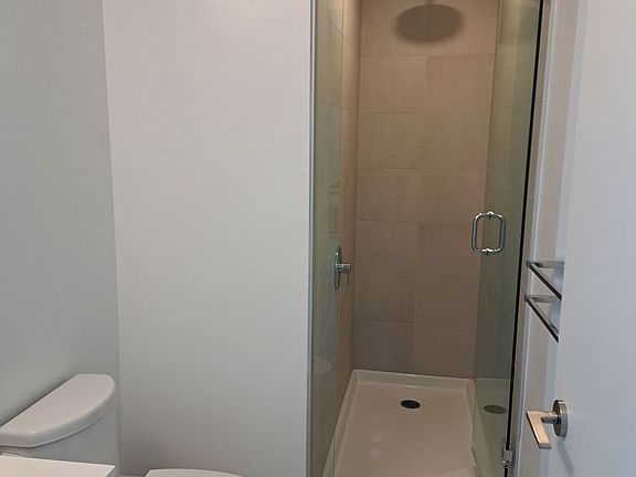 3rd image of 1000 Portage Pkwy #2712