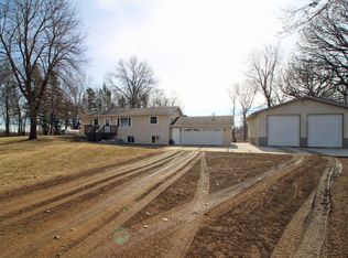 6926 Brackin Rd SE, Alexandria, MN 56308
