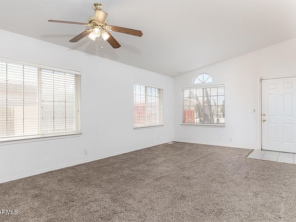 5th image of 906 E LINCOLNWOOD Circle