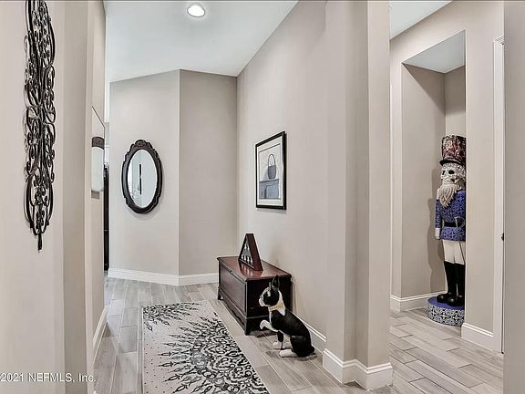 3rd image of 2974 Lucena Ln