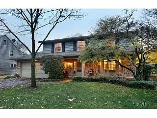 155 S Evanslawn Ave photo 1