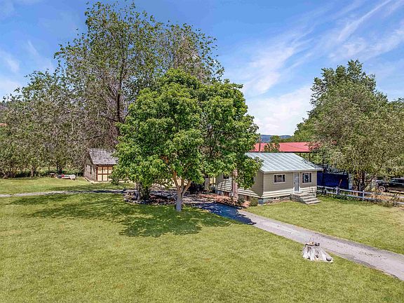2nd image of 458 Price Rd