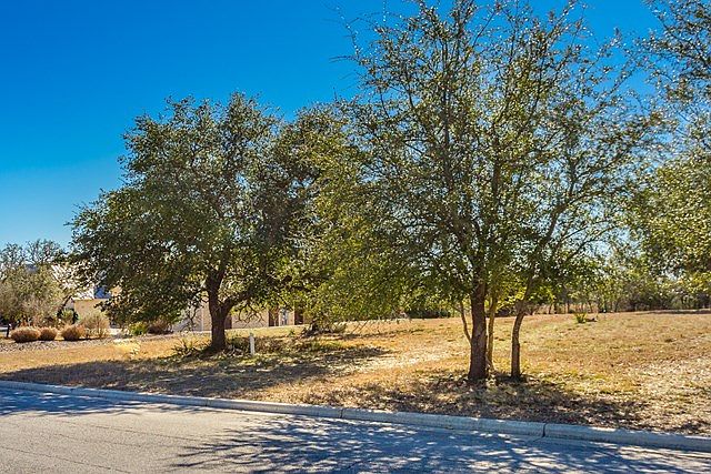 1st image of 4068 Comanche Trace Dr