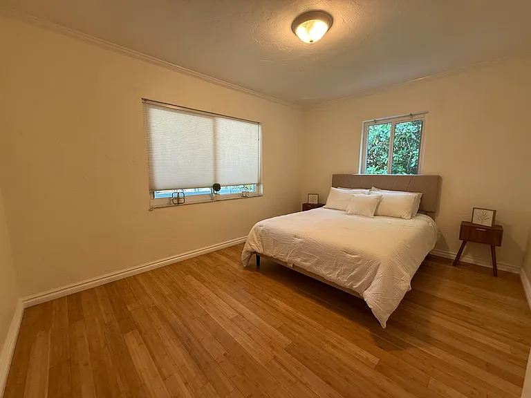 1413 SW 23rd Ave #2 — Photo 18