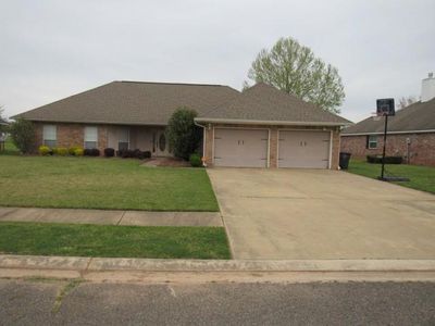 109 Village Ct, Natchitoches, LA, 71457