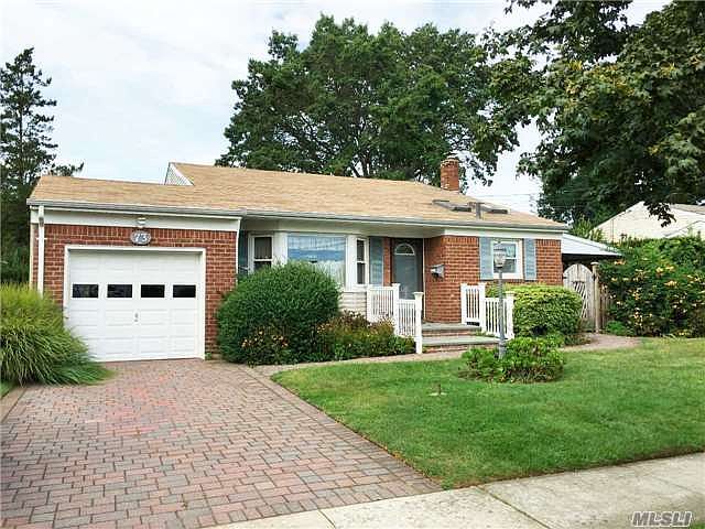 1st image of 73 Radcliffe Ave
