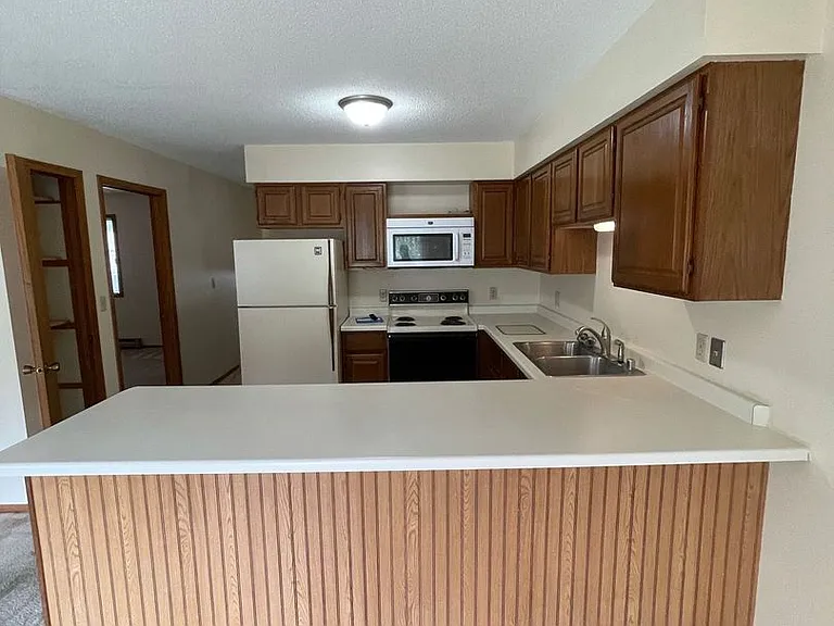 874 Kari Dr — Photo 8