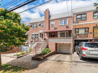 5442 63rd Pl, Maspeth, NY 11378