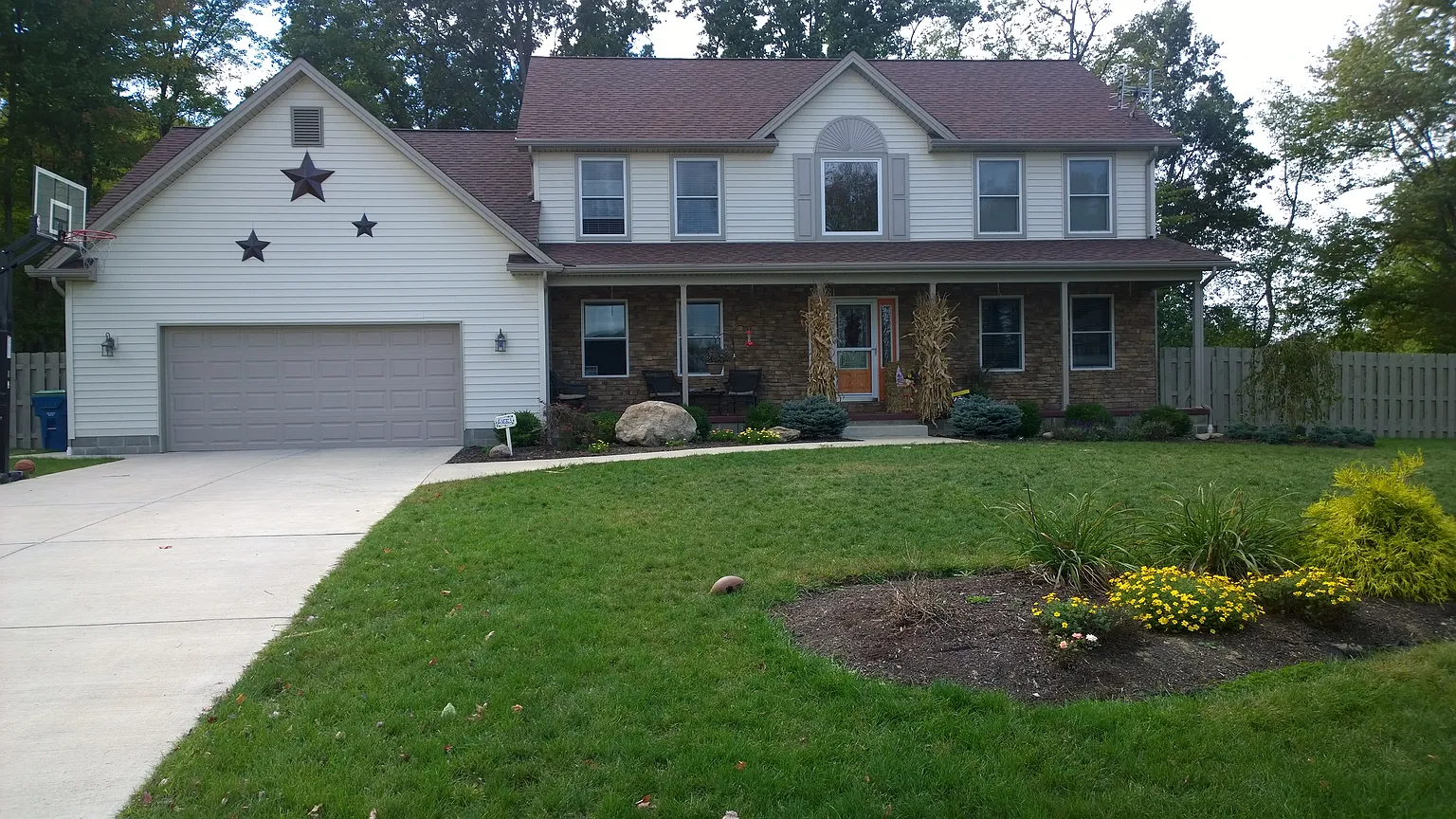778 Ava Ct photo 1