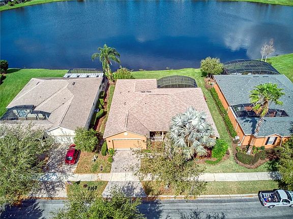 2nd image of 822 Shorehaven Dr