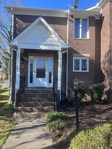 2118 Hollyrood St Photo 1
