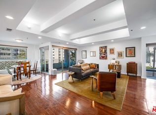 10336 Wilshire Blvd APT 301, Los Angeles, CA 90024