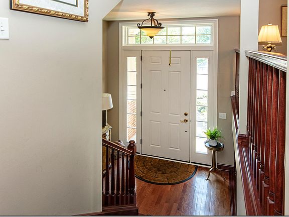 2nd image of 13 Astor Pl #13
