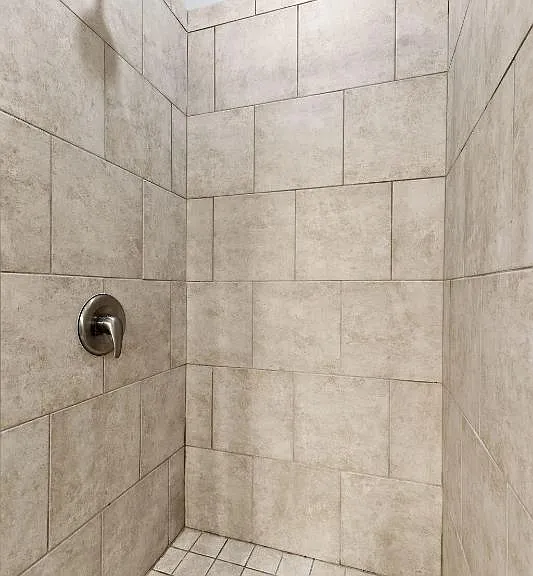445 W Blount Ave #415 — Photo 15