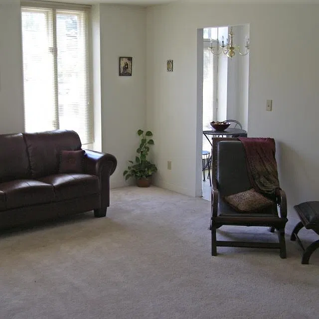 2 bed, $1,860 — Photo 3