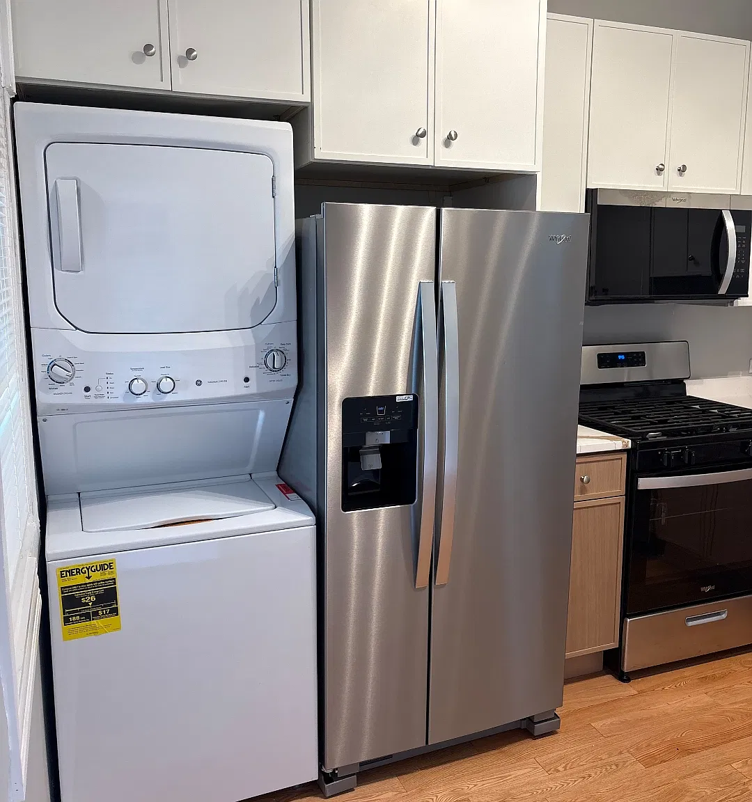2 bed, 1200 sqft, $2,500 — Photo 2