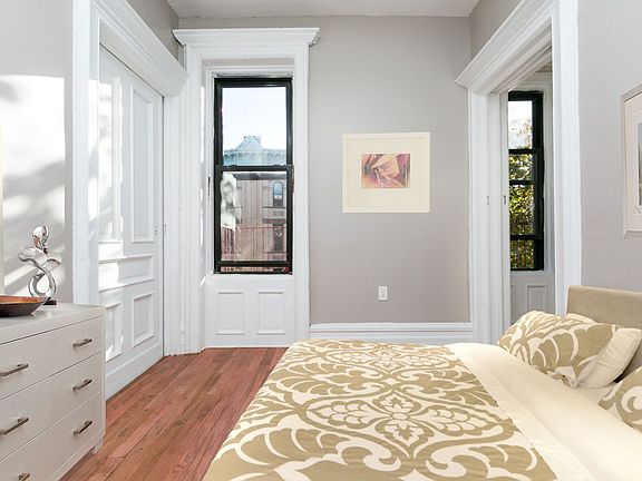 5th image of 300 6th Ave #3