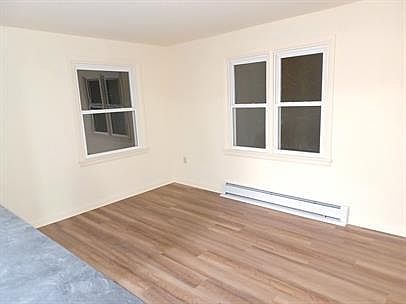 3rd image of 225 & 227 W Areba Ave