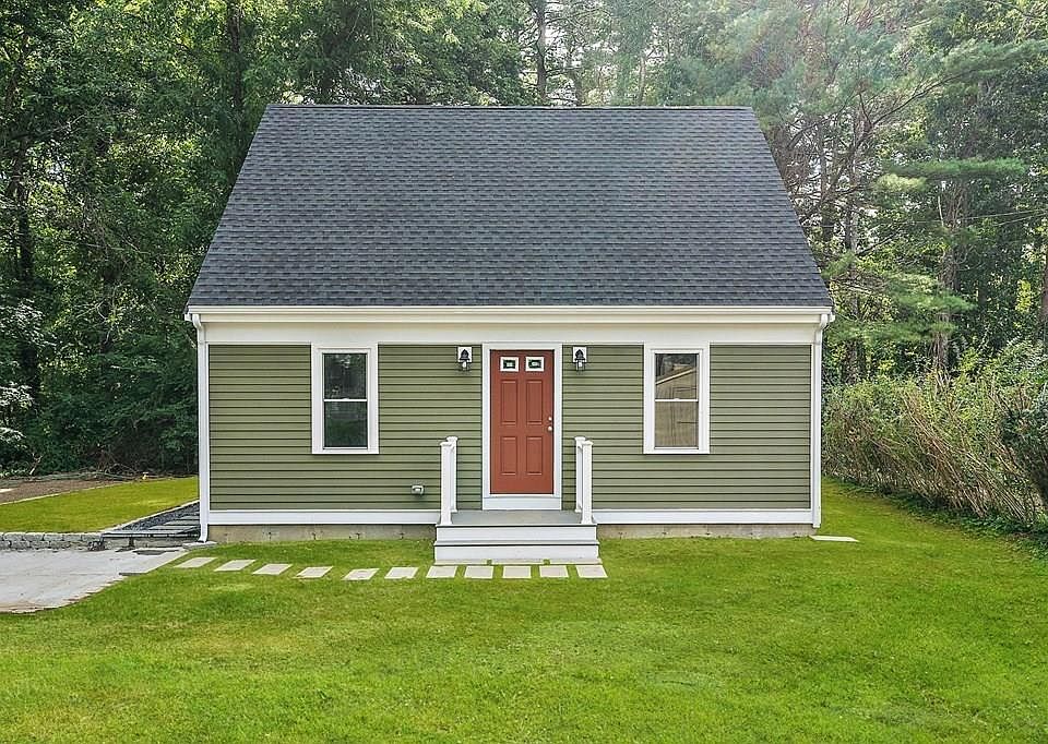 138 Milford St, Hanson, MA 02341, MLS# 73135757