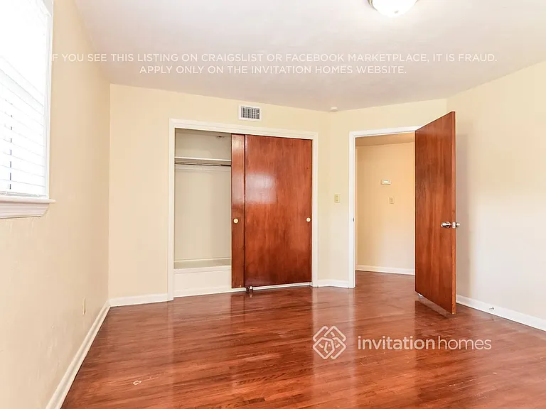 1208 Lorie Cir — Photo 11